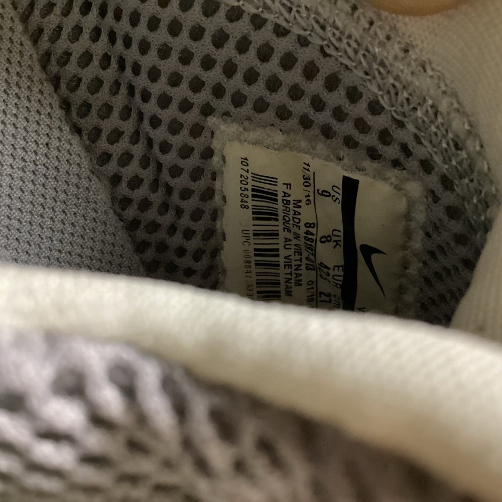 Nike Air Presto Wolf Grey White Mens Sz 9 Running Shoes Sneakers 848187-013 - Picture 8 of 8